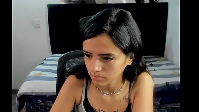 Candy  Girll18 online show from March 22, 12:03 am