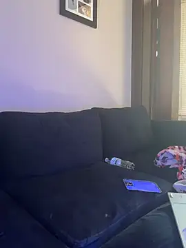 sofrancy online show from February 28, 4:08 pm