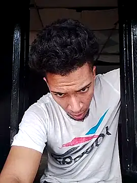 Rich Boy Activ online show from December 2, 6:03 pm