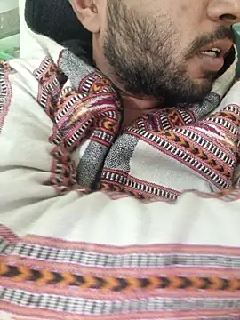 Snapshot of syndyc1 chatting on December 15, 7:18 pm syndyc1 online show from December 15, 7:18 pm