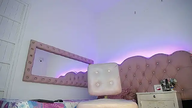 Sussan cooper online show from February 21, 2:56 am