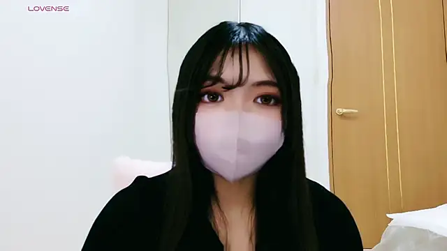 Snapshot of --Sui-- chatting on November 19, 12:27 pm --Sui-- online show from November 19, 12:27 pm