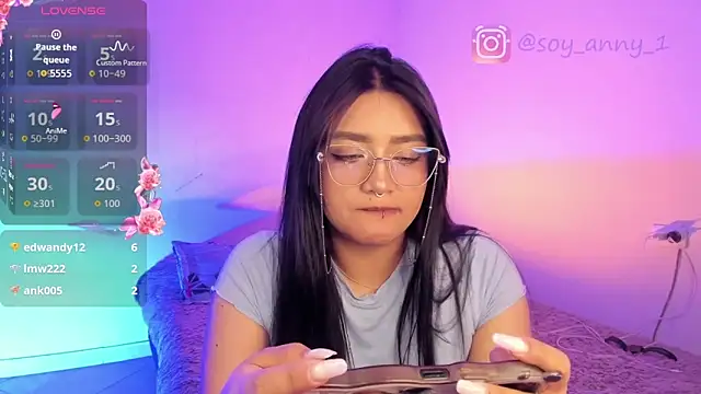 soy-anny1 online show from January 19, 2:15 am