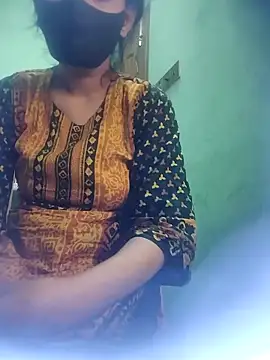 Snapshot of Sonia_Suny007 chatting on December 15, 5:01 am Sonia Suny007 online show from December 15, 5:01 am