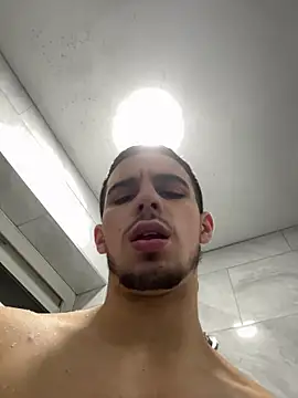 daddyshomeee  online show from March 27, 2:28 am