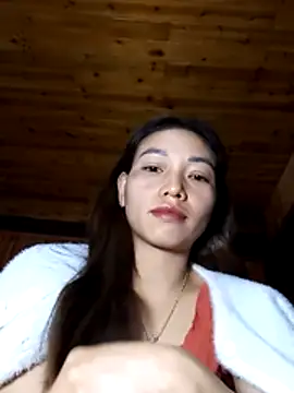 Snapshot of _Su-Su_ chatting on December 5, 8:38 pm Su-Su online show from December 5, 8:38 pm