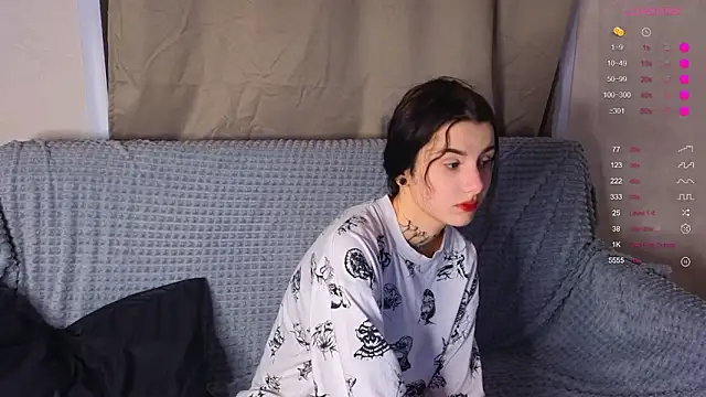 Snapshot of Donna_Hicks chatting on November 19, 2:39 pm Donna Hicks online show from November 19, 2:39 pm