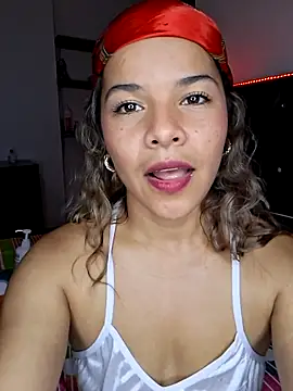 Snapshot of pamela_Tiny chatting on March 18, 5:21 am pamela Tiny online show from March 18, 5:21 am