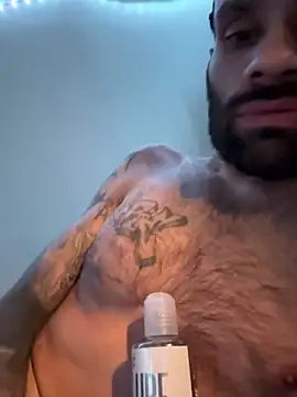 CarlosStillBig online show from January 19, 11:47 am