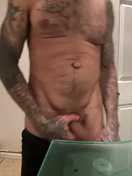 CarlosStillBig online show from February 10, 6:06 am