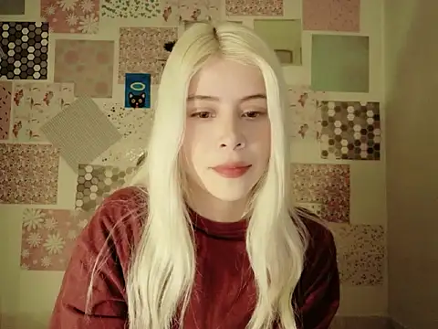 Snapshot of kalitsa_ chatting on November 18, 3:34 am kalitsa online show from November 18, 3:34 am