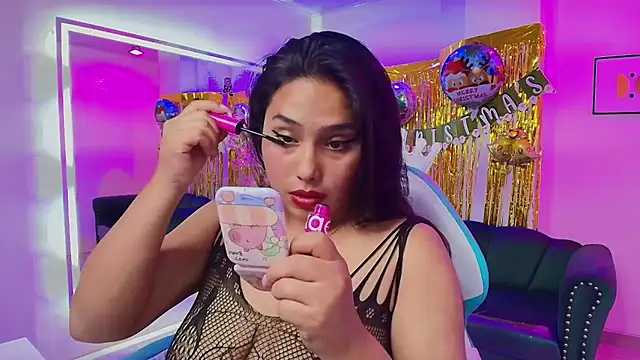 Snapshot of Gemma_bellini chatting on December 13, 7:53 pm Gemma bellini online show from December 13, 7:53 pm