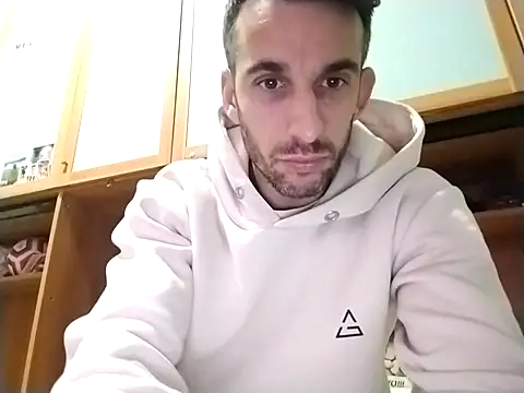 dany310799 online show from February 12, 4:57 pm