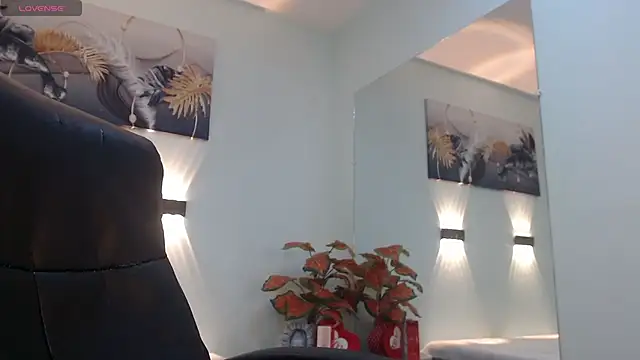 Snapshot of sammyRhoades chatting on November 21, 8:40 pm sammyRhoades online show from November 21, 8:40 pm