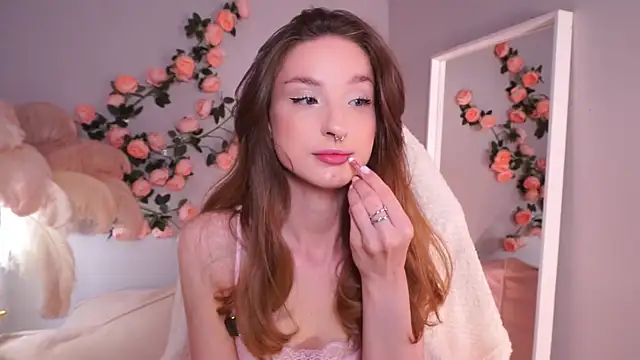 lexy exe online show from July 11, 9:05 pm