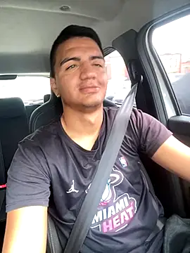 Snapshot of lester_rose chatting on November 29, 3:37 pm lester rose online show from November 29, 3:37 pm