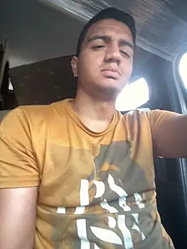 Snapshot of lester_rose chatting on December 5, 7:43 pm lester rose online show from December 5, 7:43 pm