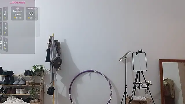 Snapshot of adele8731 chatting on December 4, 1:48 am adele8731 online show from December 4, 1:48 am