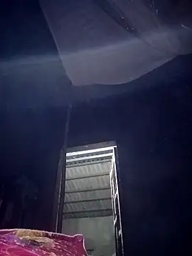 Snapshot of mon1-day chatting on November 19, 11:32 am mon1-day online show from November 19, 11:32 am