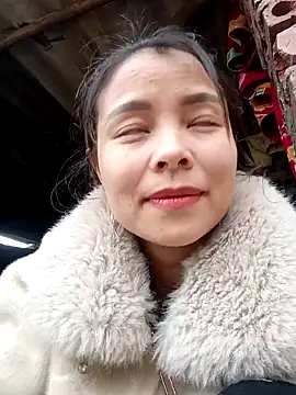 Snapshot of mon1-day chatting on November 24, 1:38 am mon1-day online show from November 24, 1:38 am