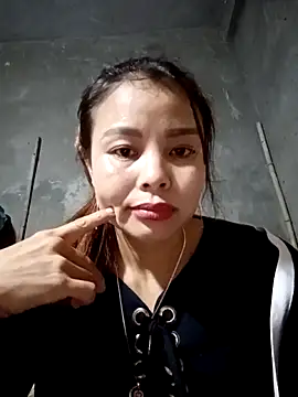 Snapshot of mon1-day chatting on December 14, 7:58 am mon1-day online show from December 14, 7:58 am