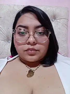 Snapshot of Anna_Lucia88 chatting on November 24, 8:03 am Anna Lucia88 online show from November 24, 8:03 am