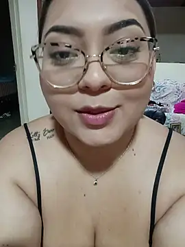 Snapshot of Anna_Lucia88 chatting on February 3, 6:22 am Anna Lucia88 online show from February 3, 6:22 am