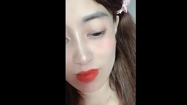 Snapshot of MiAnna-Lovee chatting on November 25, 7:41 am MiAnna-Lovee online show from November 25, 7:41 am