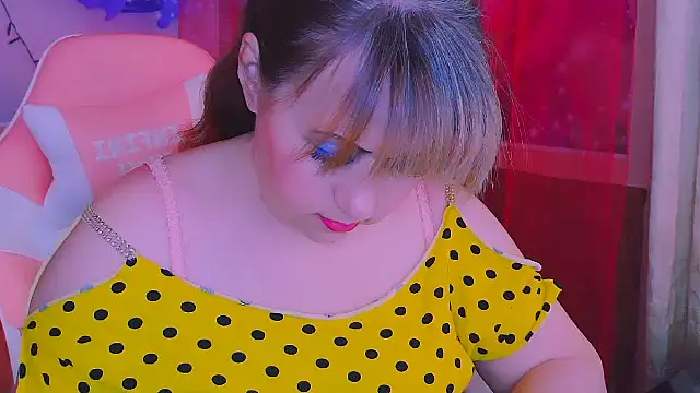 BESTLOLA online show from May 29, 9:18 am