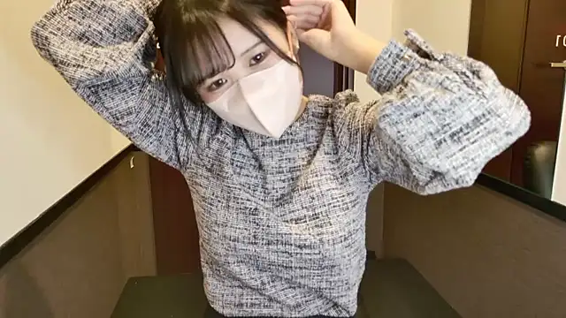 Snapshot of Nemu_chan_ chatting on December 15, 9:24 am Nemu chan online show from December 15, 9:24 am