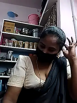 Snapshot of Tamil_devagi chatting on December 1, 8:47 pm Tamil devagi online show from December 1, 8:47 pm