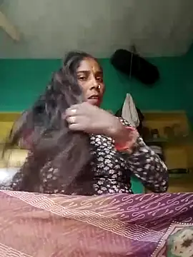 Snapshot of Xx_savita chatting on December 15, 9:02 am Xx savita online show from December 15, 9:02 am