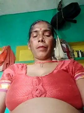 Snapshot of Xx_savita chatting on March 6, 11:06 am Xx savita online show from March 6, 11:06 am