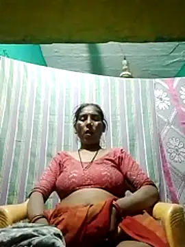 Snapshot of Xx_savita chatting on March 13, 6:03 pm Xx savita online show from March 13, 6:03 pm