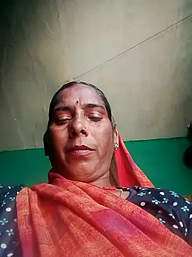 Snapshot of Xx_savita chatting on April 22, 9:22 am Xx savita online show from April 22, 9:22 am