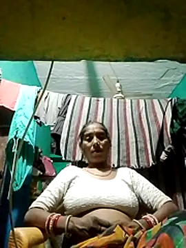 Snapshot of Xx_savita chatting on April 30, 11:20 pm Xx savita online show from April 30, 11:20 pm