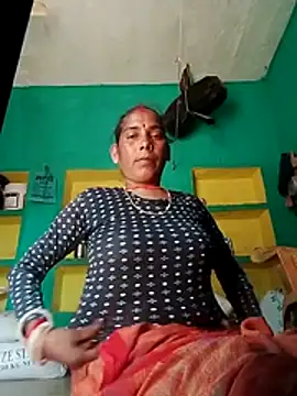 Snapshot of Xx_savita chatting on May 15, 11:01 pm Xx savita online show from May 15, 11:01 pm