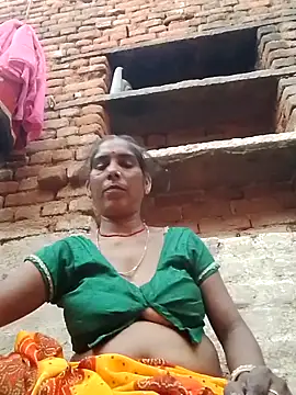 Snapshot of Xx_savita chatting on June 7, 1:37 pm Xx savita online show from June 7, 1:37 pm