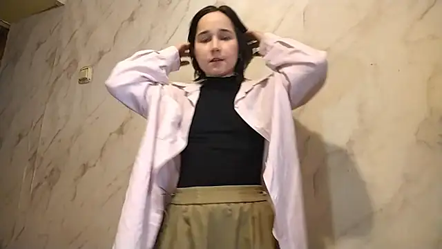 Snapshot of TianaMeiser chatting on November 28, 11:13 am TianaMeiser online show from November 28, 11:13 am