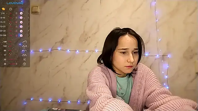 TianaMeiser online show from December 18, 12:22 pm