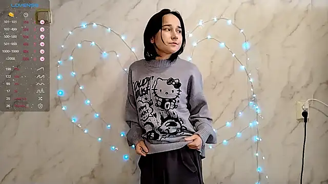 TianaMeiser online show from January 12, 11:15 am