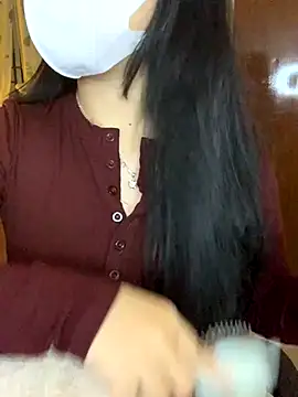 Hanni 22 online show from November 25, 3:56 pm