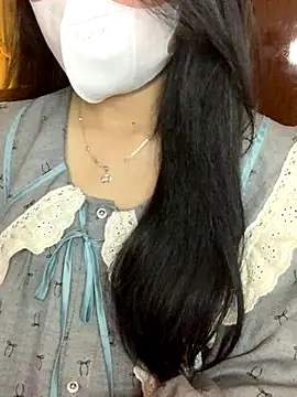 Hanni 22 online show from November 29, 3:48 pm