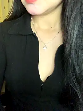 Hanni 22 online show from November 30, 3:27 pm