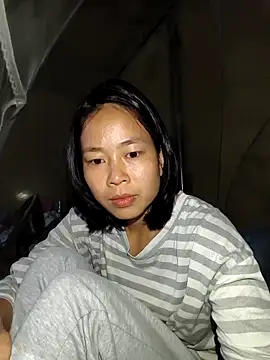 Snapshot of Cat-meow chatting on November 24, 1:00 pm Cat-meow online show from November 24, 1:00 pm