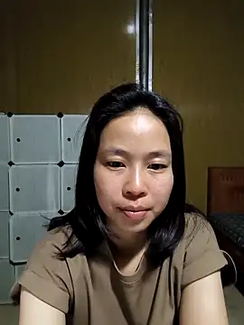 Snapshot of Cat-meow chatting on April 1, 1:52 pm Cat-meow online show from April 1, 1:52 pm