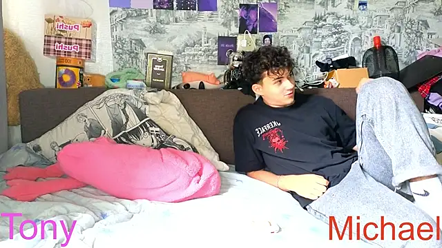 Snapshot of jordanjock chatting on June 25, 8:19 am jordanjock online show from June 25, 8:19 am