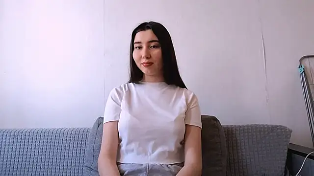 Snapshot of Alice_puff chatting on November 26, 10:05 am Alice puff online show from November 26, 10:05 am