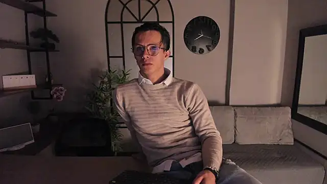 Brandon starkk online show from December 15, 11:47 am