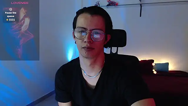 Brandon starkk online show from May 5, 1:13 am